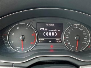 Audi Q5 2,0 TDI quattro sport S-tronic